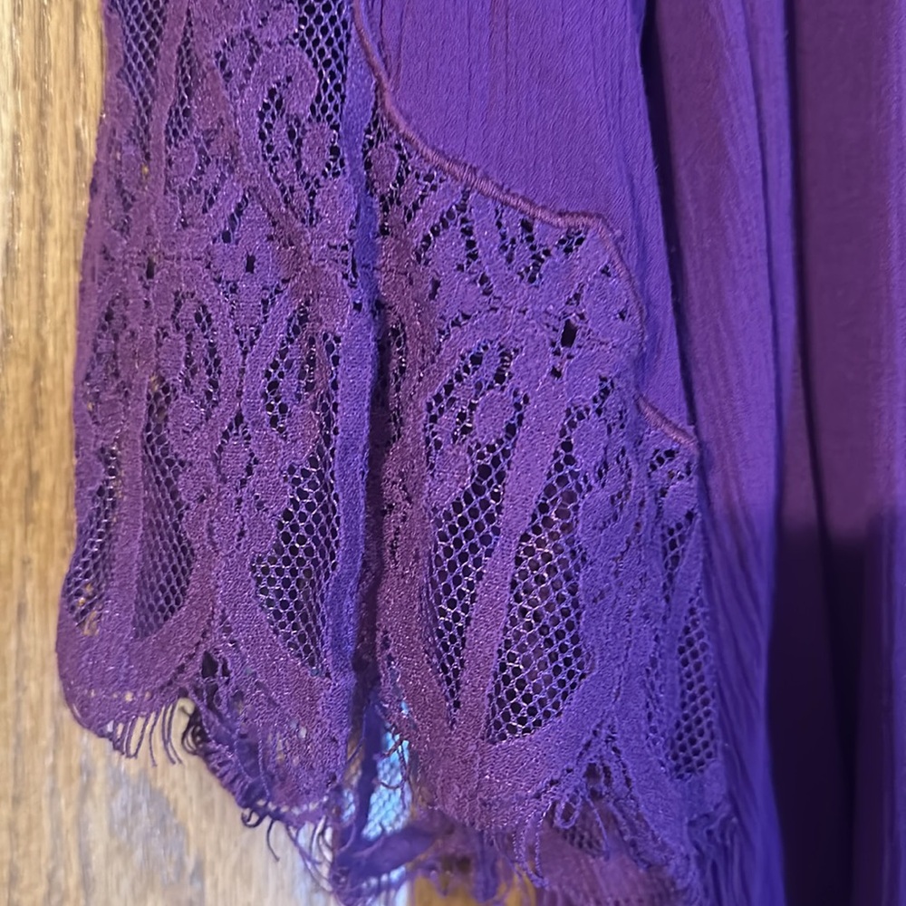 Purple stretch blouse with lace - Picture 4 of 4